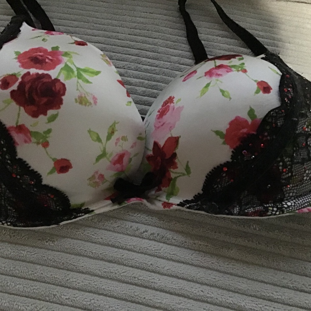 Victoria’s Secret Bra